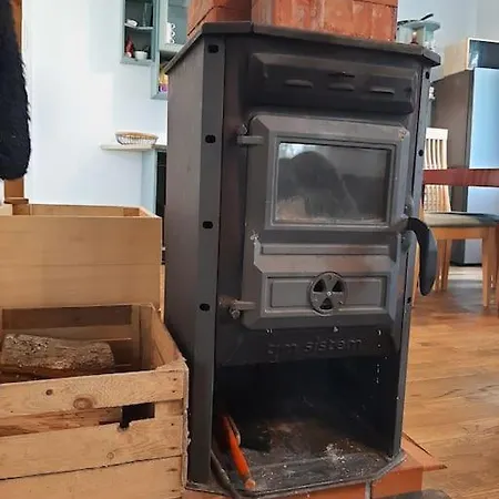 House With Spacious Garden And A Simple Sauna Hébergement de vacances *