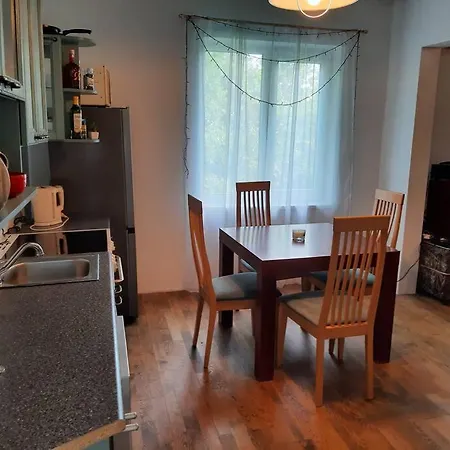 House With Spacious Garden And A Simple Sauna Hébergement de vacances *