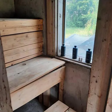 House With Spacious Garden And A Simple Sauna Poltsamaa